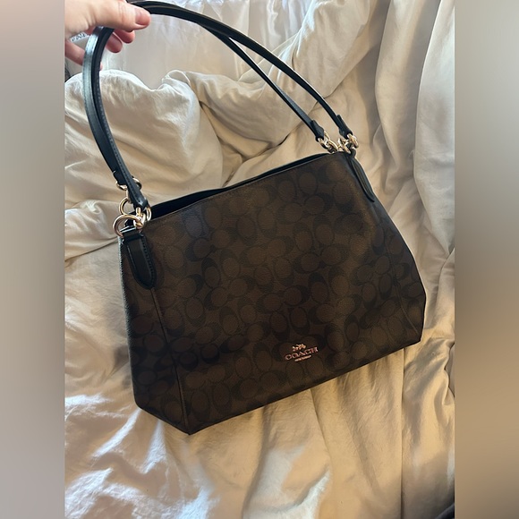 Coach Handbags - NWOT Coach shoulder bag